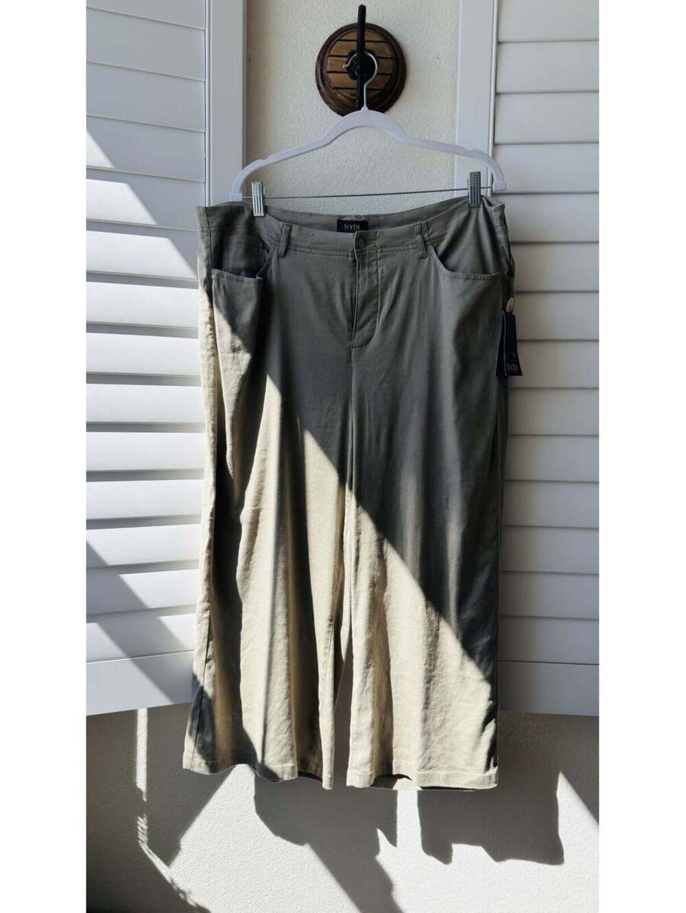 NYDJ Linen Cropped Wide Leg Pants in Wet Sand Size 18P